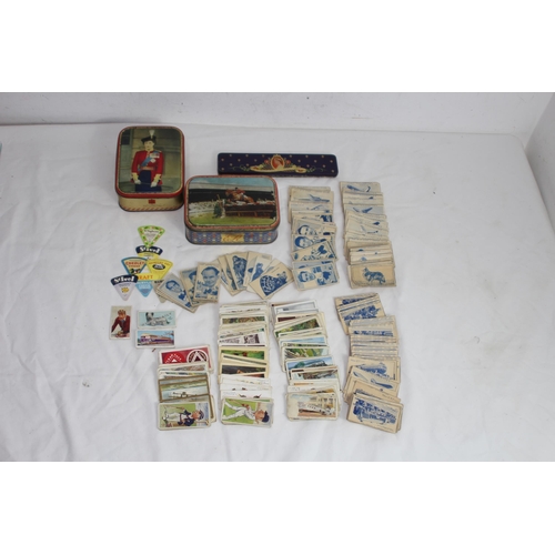 453 - QUANTITY OF CIGARETTE CARDS AND OLD TINS