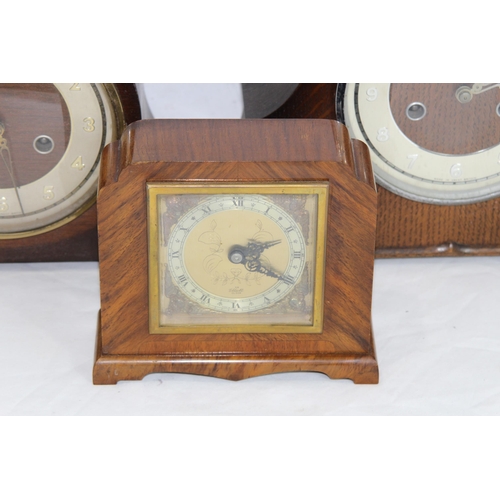 473 - 3 X VINTAGE MANTLE CLOCKS
29 X 24CM