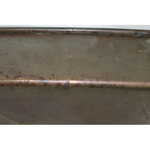 483 - LARGE VINTAGE  COPPER ROASTING DISH 
50 X 13 X 35CM