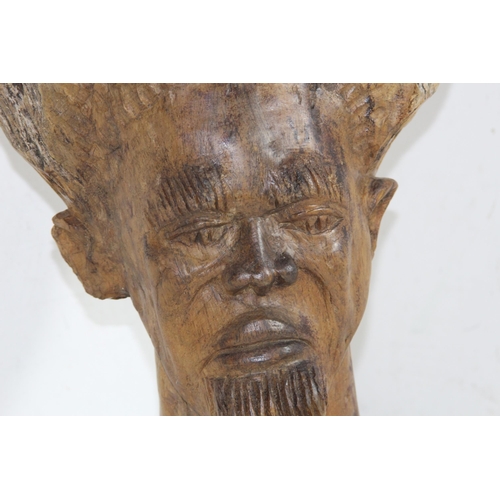 485 - LARGE AFRICAN CARVED ETHNIC WOODEN HEAD
46 x 40CM