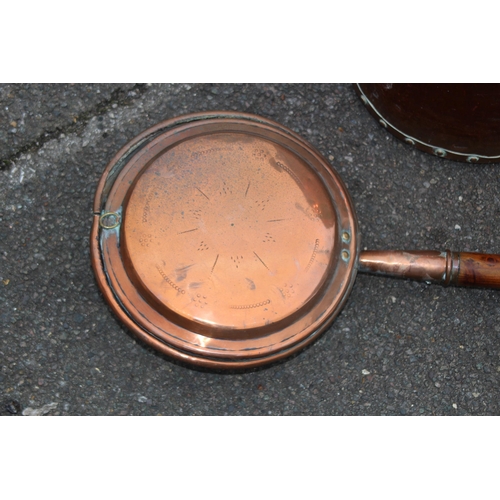 489 - VINTAGE COPPER BUCKET AND BEDPAN
30 X 29CM