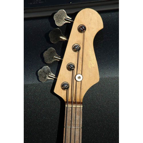 609 - REDWOOD BASS GUITAR AND FENDER AMP