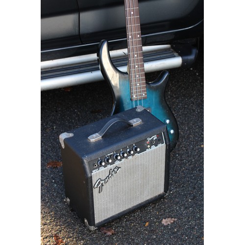 611 - BENSON BASS GUITAR AND AMP