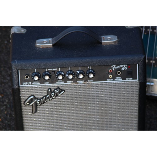 611 - BENSON BASS GUITAR AND AMP