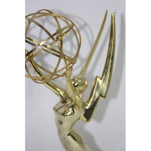 842 - VINTAGE 1972 - 1973 TOP TIER EMMY AWARD AWARDED TO SONY CORPORATION
39 X 20CM