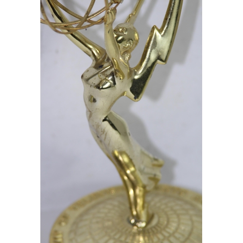 842 - VINTAGE 1972 - 1973 TOP TIER EMMY AWARD AWARDED TO SONY CORPORATION
39 X 20CM