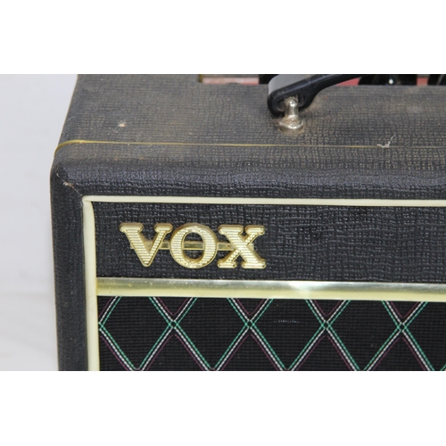 617 - VOX PATHFINDER BASS AMP (MQ)