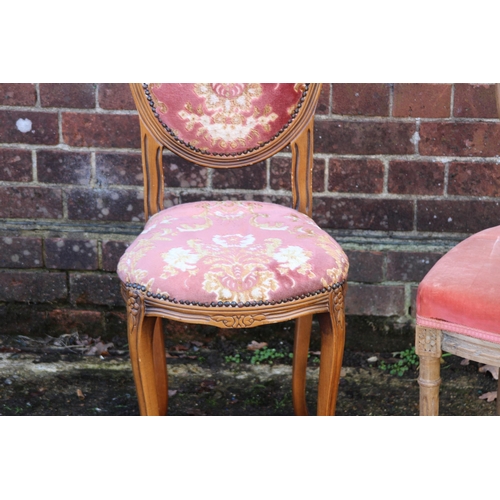 99 - 2 X VINTAGE BEDROOM CHAIRS AND PAIR OF FOOTSTOOLS 
98 X 42 X 40CM