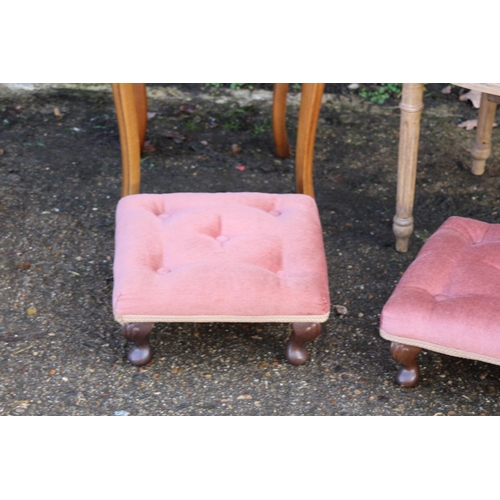 99 - 2 X VINTAGE BEDROOM CHAIRS AND PAIR OF FOOTSTOOLS 
98 X 42 X 40CM