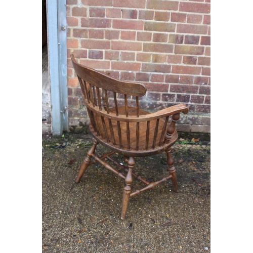 17 - VINTAGE OAK WINDSOR SMOKERS CHAIR
69 X 50 X 95CM