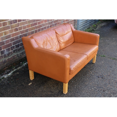 19 - DANISH TAN TWO SEATER LEATHER SOFA
129 X 84 X 73CM