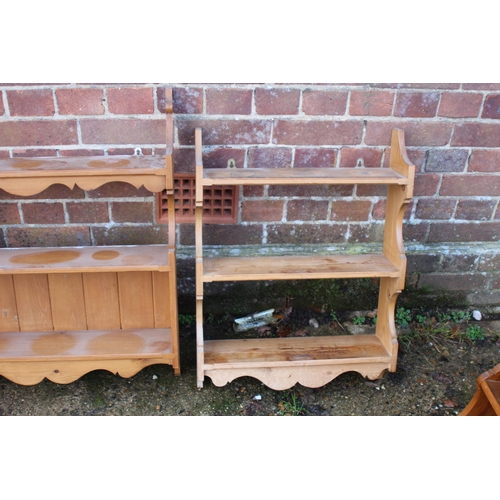 26 - QUANTITY OF PINE OPEN SHELVES x5
74 X 13 X 66CM