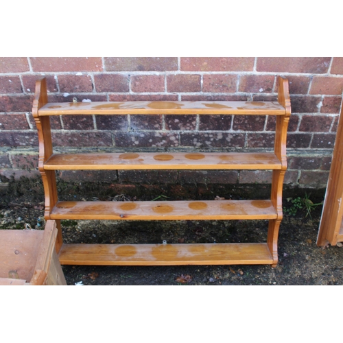 26 - QUANTITY OF PINE OPEN SHELVES x5
74 X 13 X 66CM