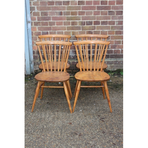 82 - 4 X ERCOL WINDSOR DINING CHAIRS
79 X 40CM