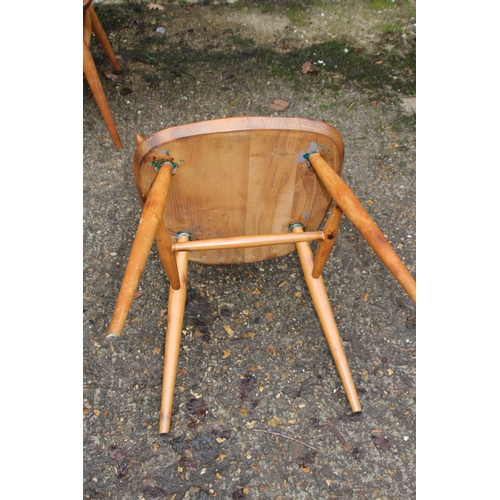 82 - 4 X ERCOL WINDSOR DINING CHAIRS
79 X 40CM