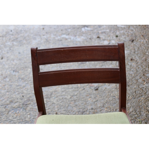 84 - TEAK  EXTENDING DINING  TABLE AND 4 CHAIRS
168 X 83 X 72CM