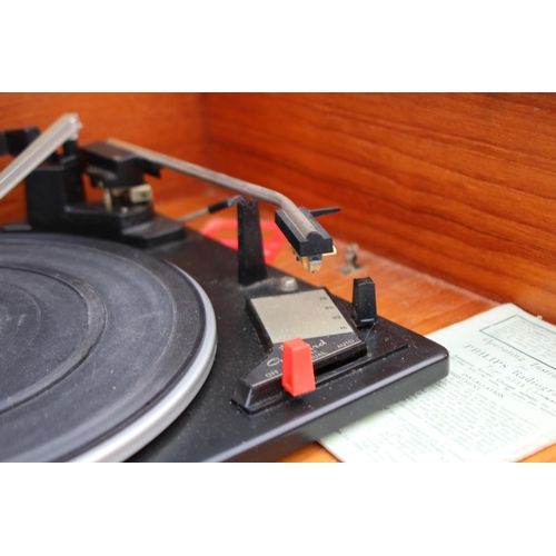 644 - RETRO GARRARD TRANS POWER SPEAKER STEREO AND CABINET