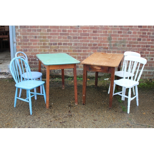 90 - 2 X RETRO KITCHEN TABLE AND 4 PAINTED CHAIRS 
60 X 90 X 80CM