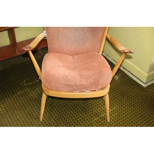 76 - RETRO ERCOL WINDSOR ARMCHAIR - REPAIR TO ARM
72 X 66 X 102CM