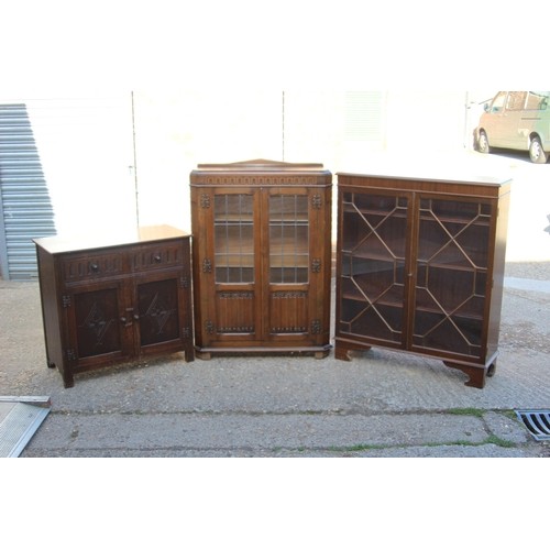 100 - VINTAGE DISPLAY CABINETS AND PRIORY SIDEBOARD 
105 X 31 X 125CM