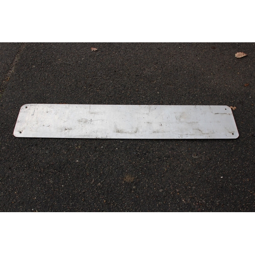 897 - VINTAGE SE17 ROAD SIGN
120 X 26CM