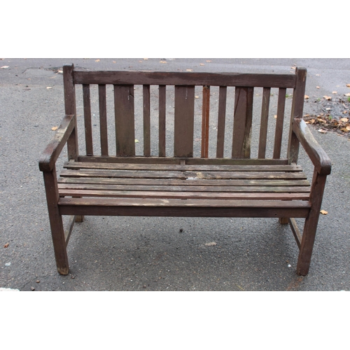 121 - 2 X GARDEN BENCHES 
162 X 89 X 42CM