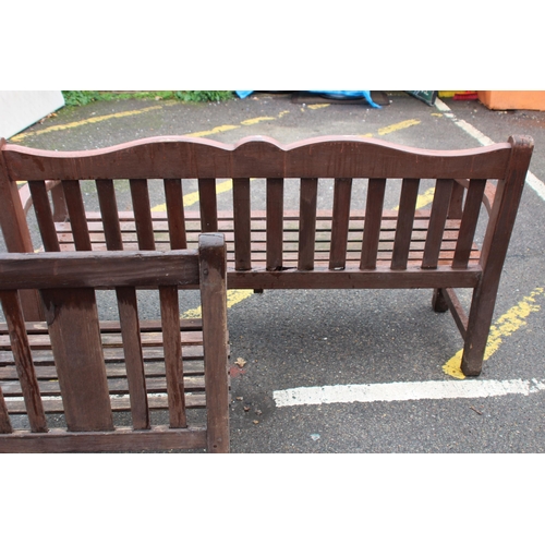 121 - 2 X GARDEN BENCHES 
162 X 89 X 42CM