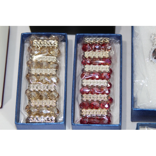 502 - QUANTITY OF BOXED COSTUME JEWELLERY