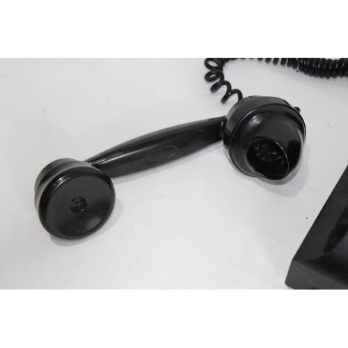 505 - VINTAGE BLACK BAKELITE TELEPHONE