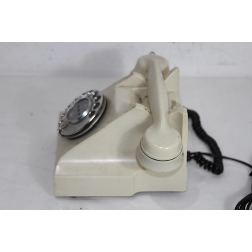 506 - VINTAGE WHITE BAKELITE TELEPHONE