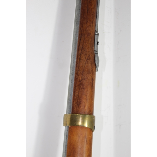 695 - REPLICA FULL SIZE FLINT LOCK RIFLE