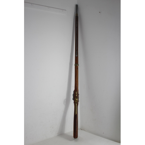 695 - REPLICA FULL SIZE FLINT LOCK RIFLE