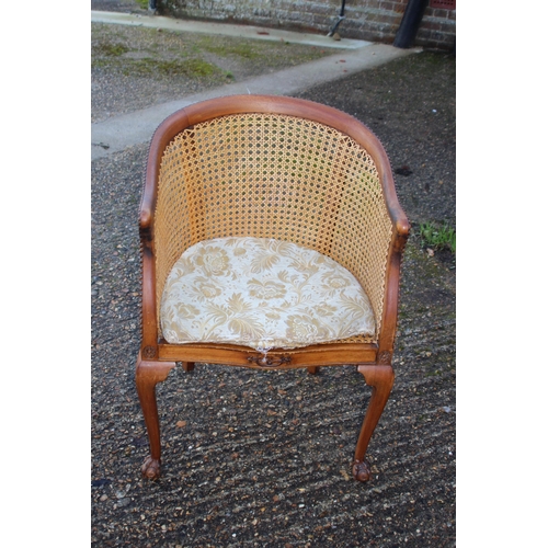 106 - 3 X VINTAGE BERGERE CHAIRS
60 X 70 X 90CM