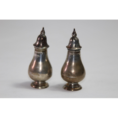 Lot 989       