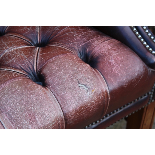 116 - 2 X CHESTERFIELD LEXINGTON CLUB CHAIRS
83 X 77 X 113CM