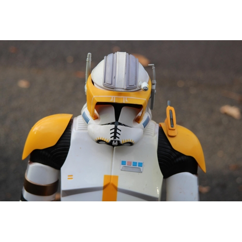 601 - LARGE STAR WARS CLONE TROOPER 
80CM