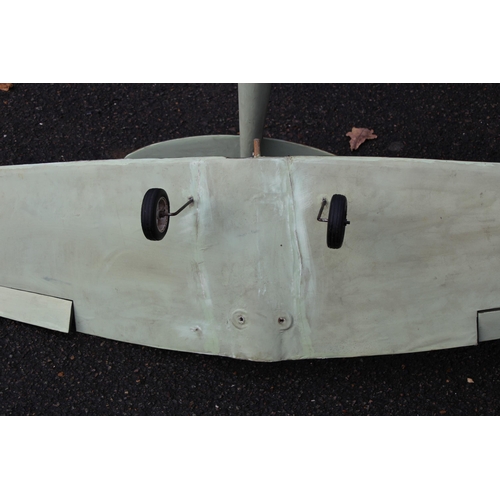 602 - LARGE SPITFIRE PLANE MODEL
130 x 130cm