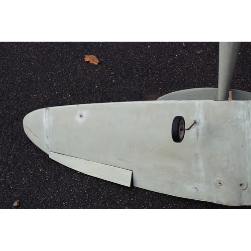 602 - LARGE SPITFIRE PLANE MODEL
130 x 130cm