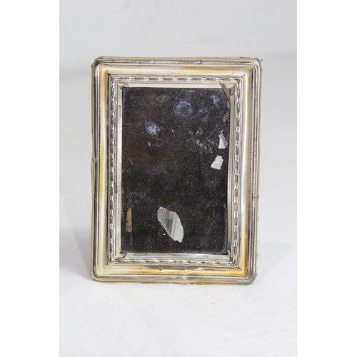 Lot 985       
