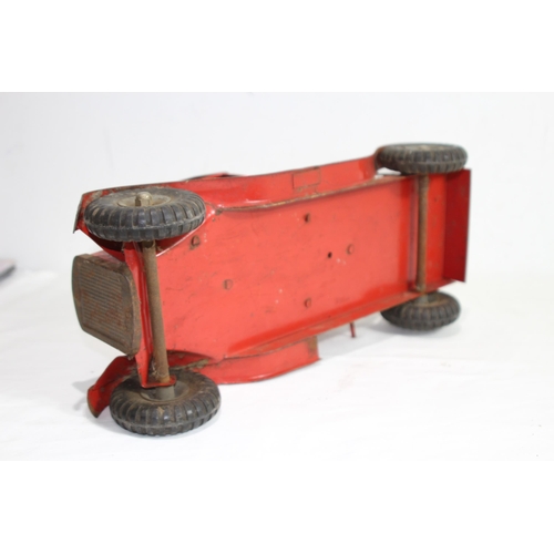 603 - VINTAGE TRI-ANG TRUCK
44 x 20cm