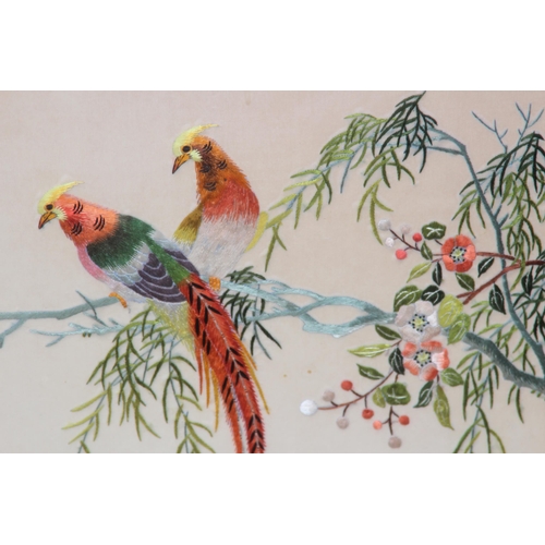 196 - 5 X ORIENTAL PICTURES - SOME ON SILK
60 X 50CM