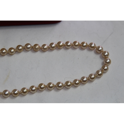 945 - MAJORCIA CASED WITH COA GILT SILVER CLAPPED BRACELET AND A SLIVER FAUX PEARL NECKLACE