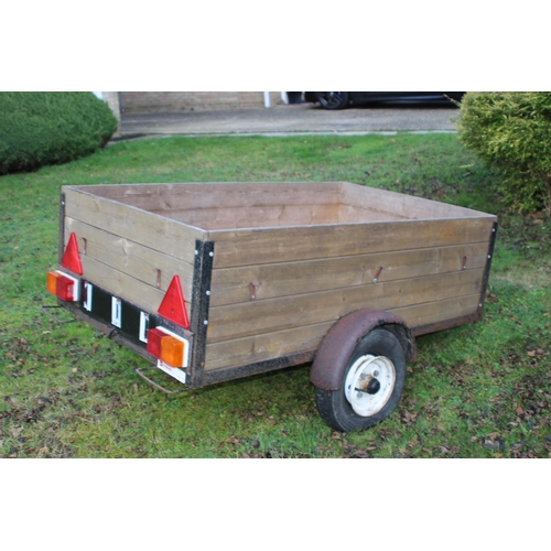 123 - CAR TRAILER WITH ELECTRICS 
220 X 100 X 80CM