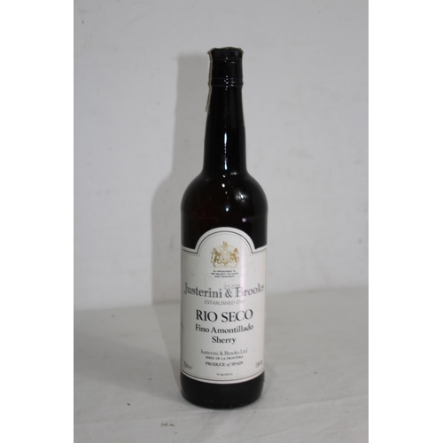 691 - BOTTLE OF JUSTERINI AND BROOKS RIO SECO SHERRY