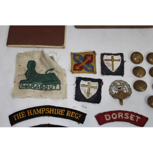 764 - MILITARY EPHEMERA INCLUDING BADGES