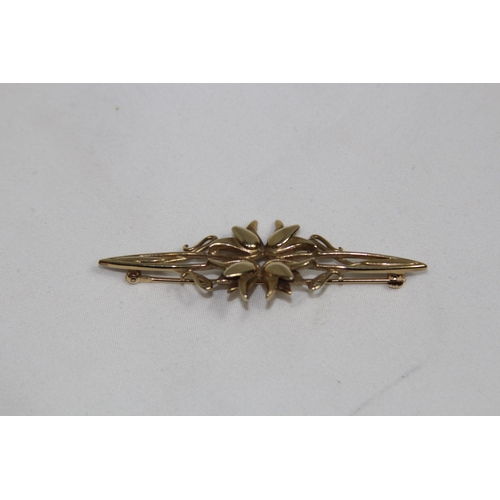 1145 - 9CT GOLD BROOCH - 6.4G