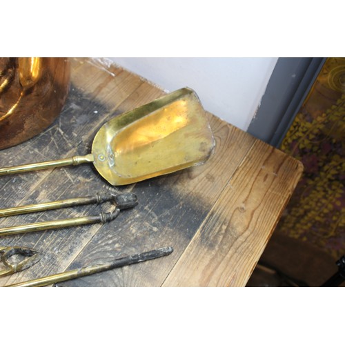 490A - LARGE VINTAGE BRASS BUCKET AND FIRESIDE TOOLS 
32 X 31CM