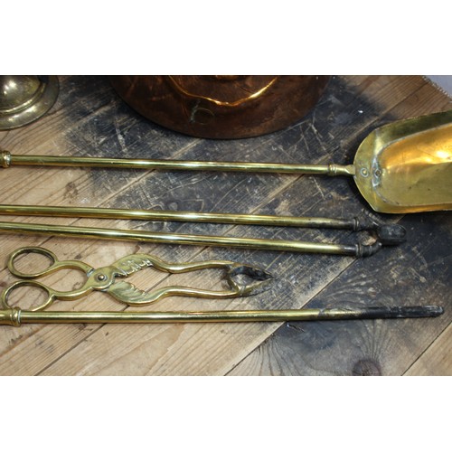 490A - LARGE VINTAGE BRASS BUCKET AND FIRESIDE TOOLS 
32 X 31CM