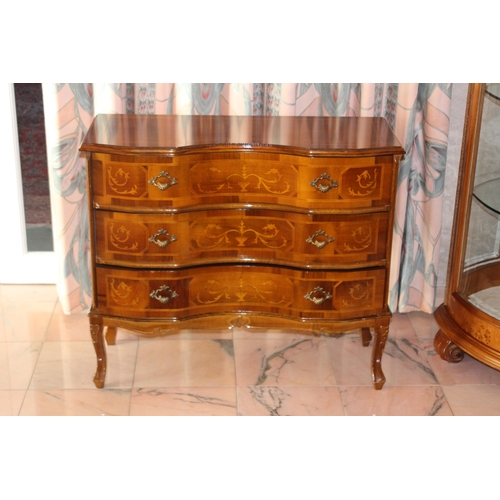 15 - SURPENTINE FRONTED with INLAY MAHOGANY THREE DRAWER CHEST
84 X 32 X 74CM