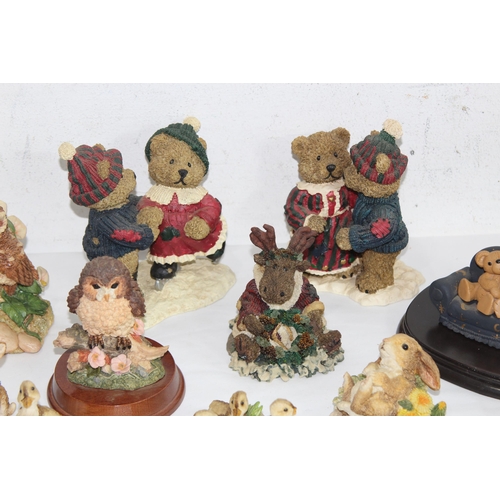 206 - QUANTITY OF ANIMAL FIGURES INCLUDING BOXED BEARS ETC